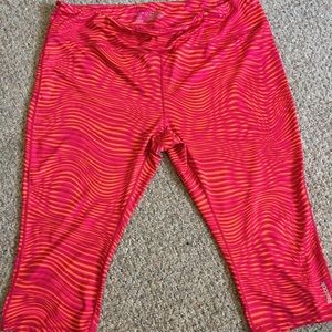 Plus size yoga capris